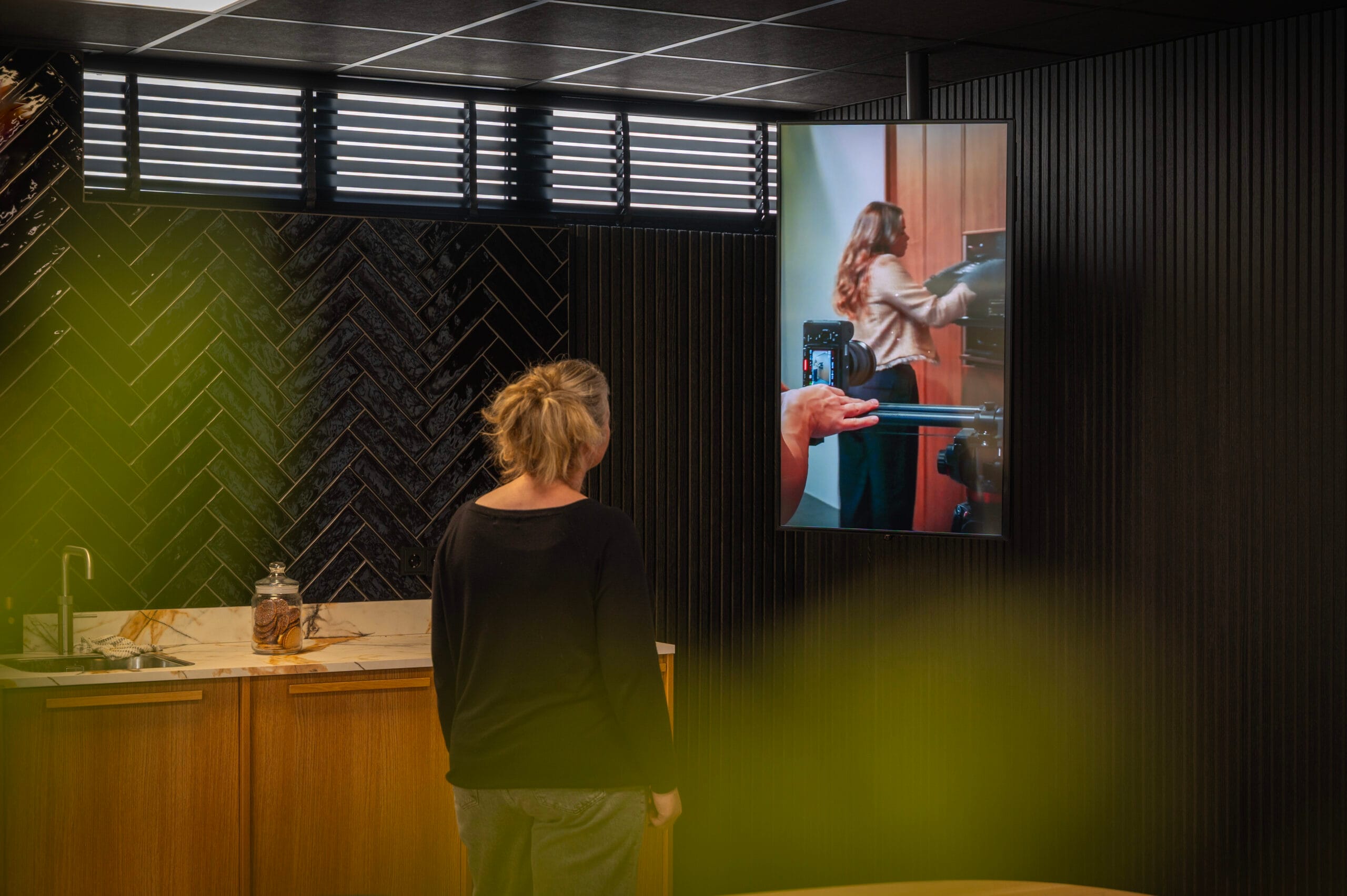 Thuis in de keuken foto voorbeeld scaled