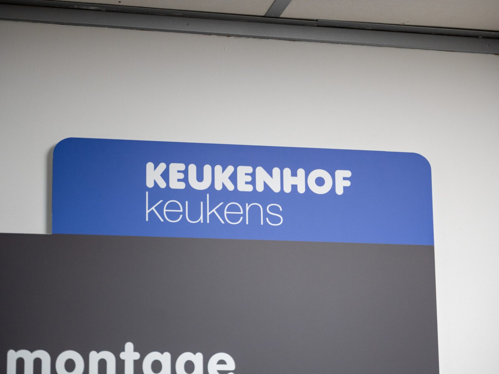 Keukenhof Keukens bord montage